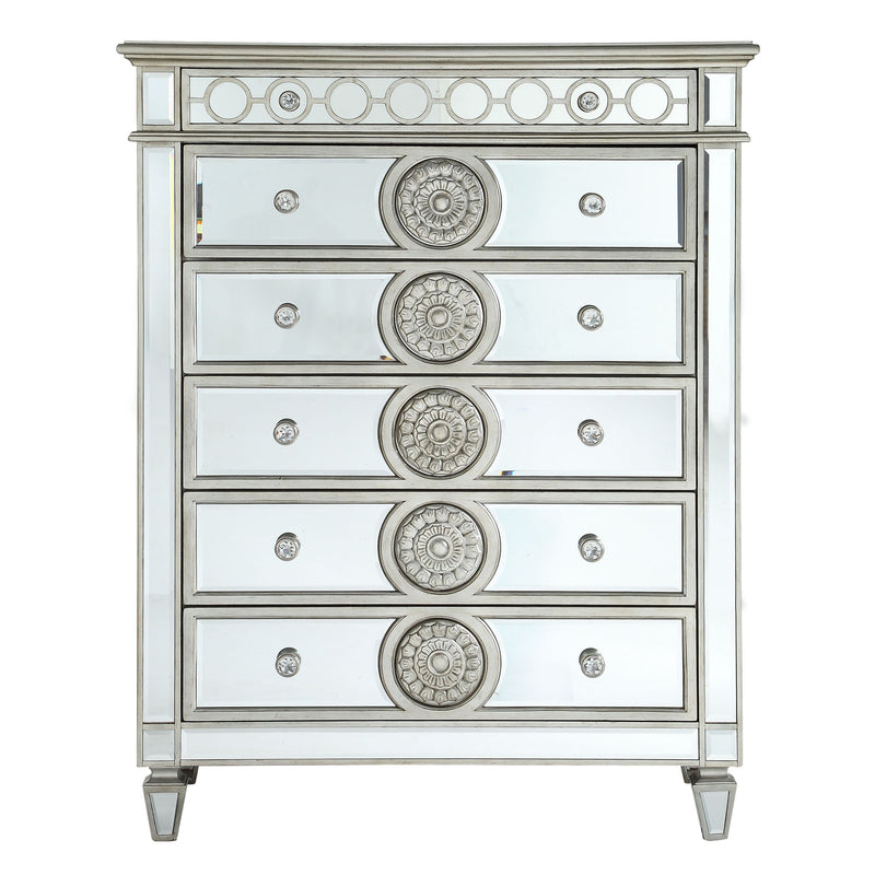 Chest in Mirrored